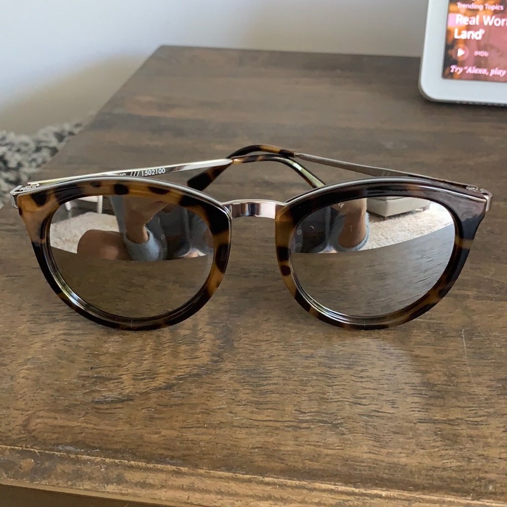 Le Specs Mirrored Round Sunglasses